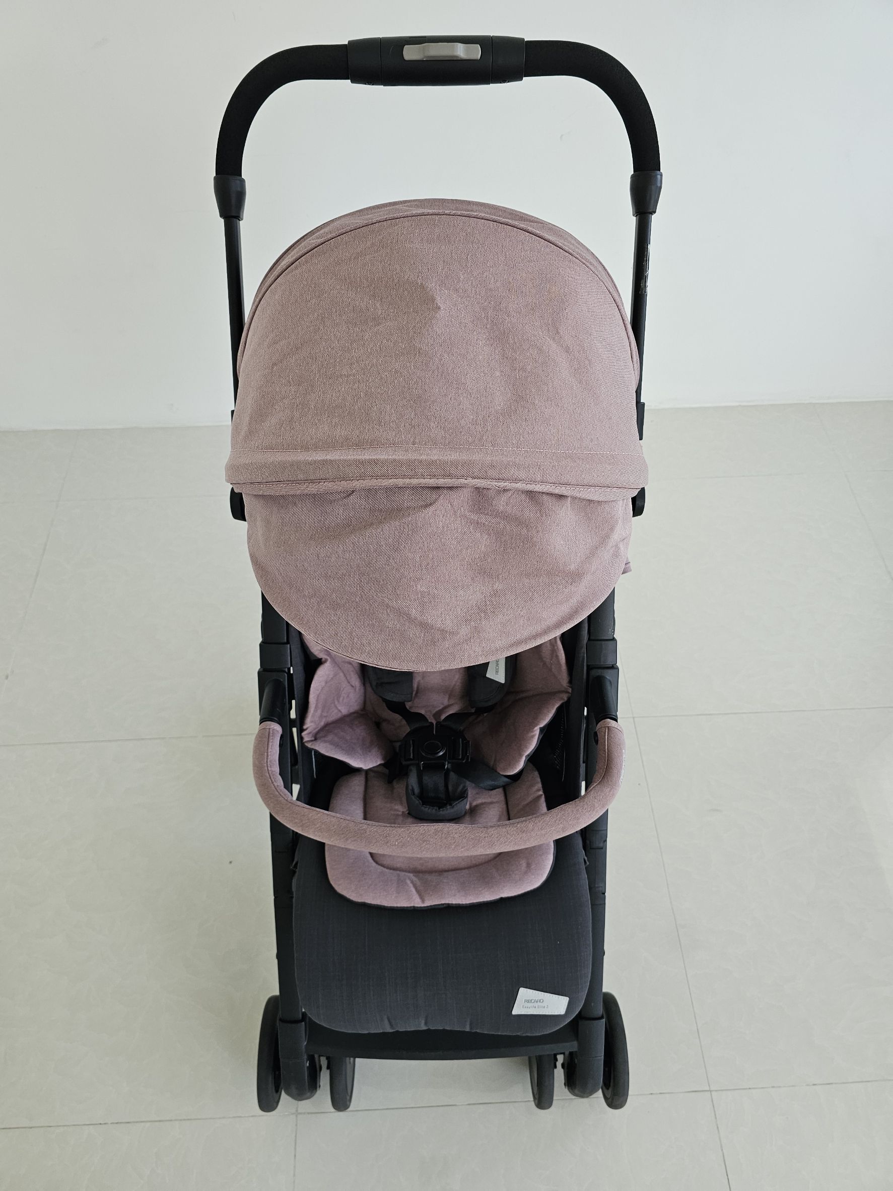 Recaro รุ่น Easylife Elite2 สี Pale Rose