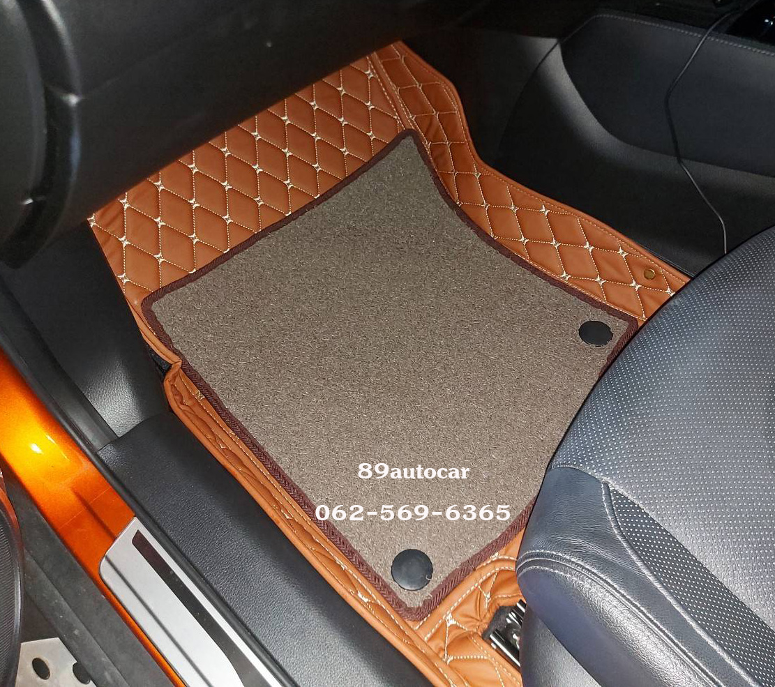 ขายพรมปูพื้นรถยนต์ Nissan X-Trail 7 ที่นั่ง ปูพรม7D สีน้ำตาลเข้ม เสริมด้วยพรมดักฝุ่นสีน้ำตาล