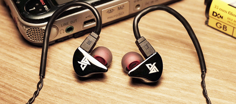 Auglamour AG-R8 หูฟังระดับเทพ เสียงดี รายละเอียดเยี่ยม ถอดสายได้