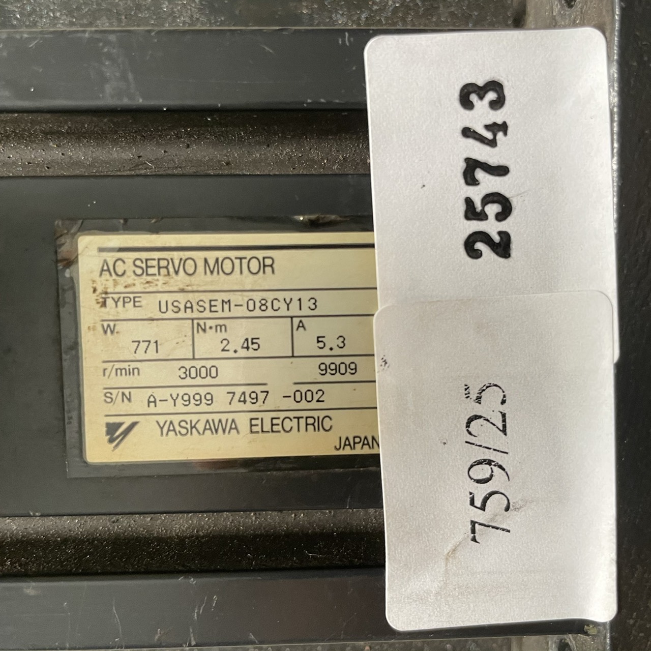 USASEM-08CY13 SERVO MOTOR " YASKAWA "