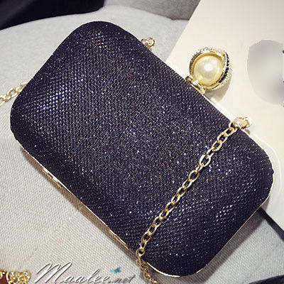 พร้อมส่ง Evening Clutch กระเป๋าออกงาน ทรงสี่เหลี่ยม ขนาดจับถนัดมือ หรูหราจุกเปิดมุก พร้อมสายโซ่สะพายยาว (เลือกแบบสีด้านล่าง)