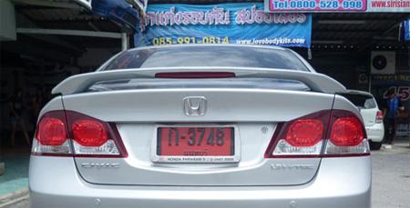 สปอยเลอร์ทรงยกมีไฟ : CIVIC 2006-2011