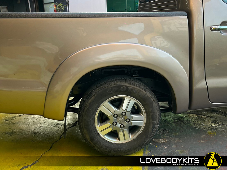 ซุ้มล้อทรงห้าง 6 นิ้ว : VIGO 2005-2011