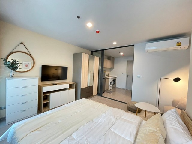 ให้เช่าคอนโดไลฟ์ ลาดพร้าว ตึกB 28 ตรม.ห้องสวย เฟอร์ครบ มีเครื่องซักผ้า ใกล้เซ็นทรัลลาดพร้าว ติดรถไฟฟ้า