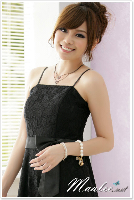 พร้อมส่ง ชุดเดรสสั้น สายเดี่ยว สีดำ ลูกไม้ทั้งชุด จับสม๊อกหลัง พร้อมโบว์ช่วงเอว (เหลือเฉพาะไซส์ 3XL)