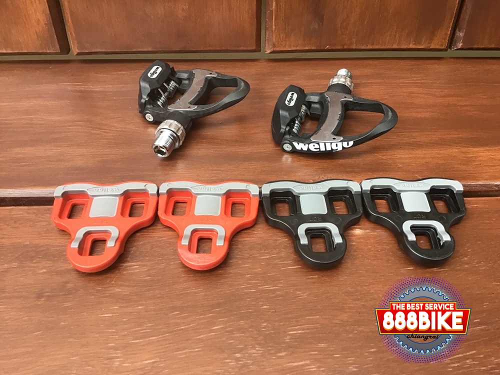 บันไดจักรยานเสือหมอบ WELLGO R312 Carbon Fiber แถมคลีท 2 ชุด