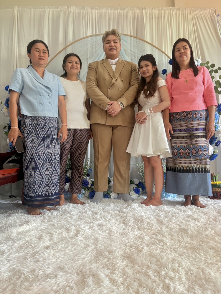 พร้อมเช่า ชุดสูทชาย สีน้ำตาล 4 กระดุม งานตัดสูทพลัสไซส์ (ไม่มีกั๊ก)