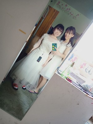 Pro-order เดรส สีครีม แขนยาว ปาดไหล่ ลูกไม้ ถ่ายพรีเวดดิ้ง (ซิปหลัง)