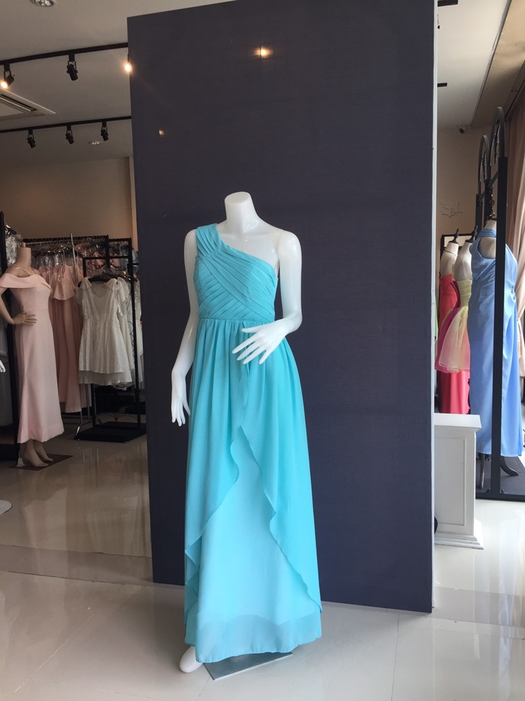 พร้อมส่ง ชุดราตรียาว ชุดเพื่อนเจ้าสาว สีฟ้ามิ้นต์ แบบ A ไหล่เดียว แต่งระบายด้านหน้า
