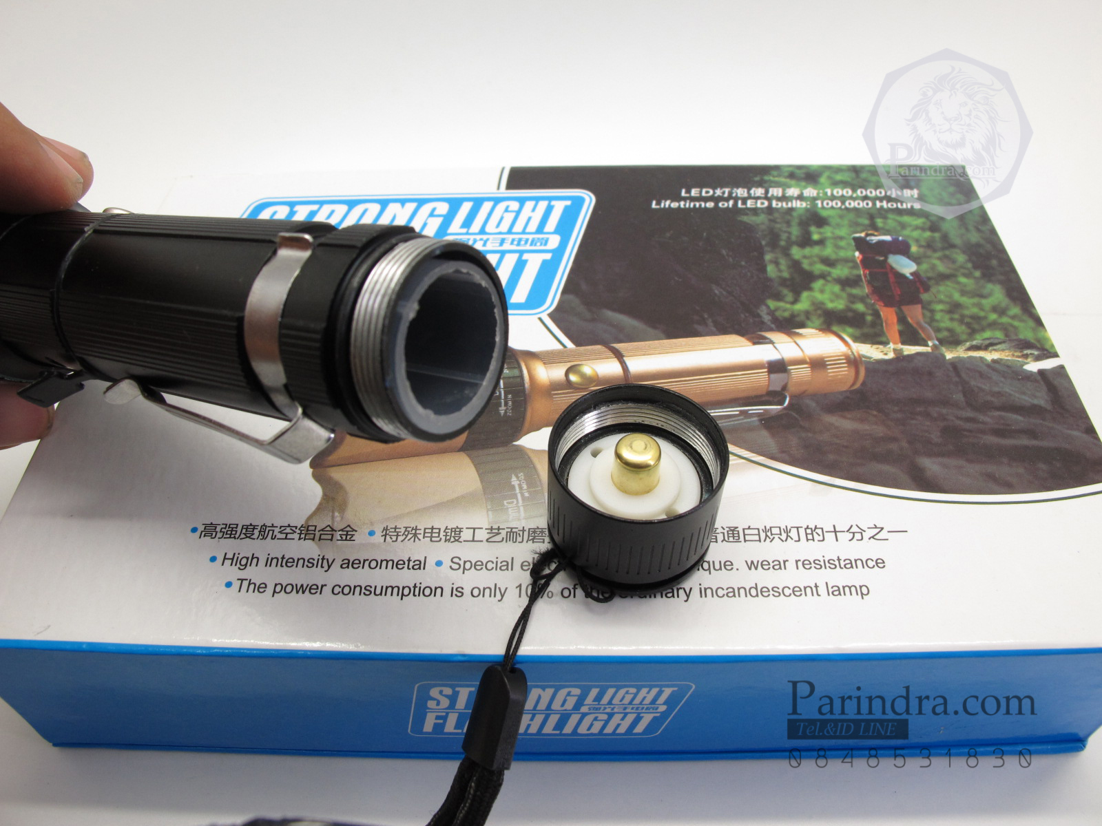 ไฟฉาย ไฟฉาย LED Strong Light Flashlight ปรับซูมได้ สว่างสุดยอด