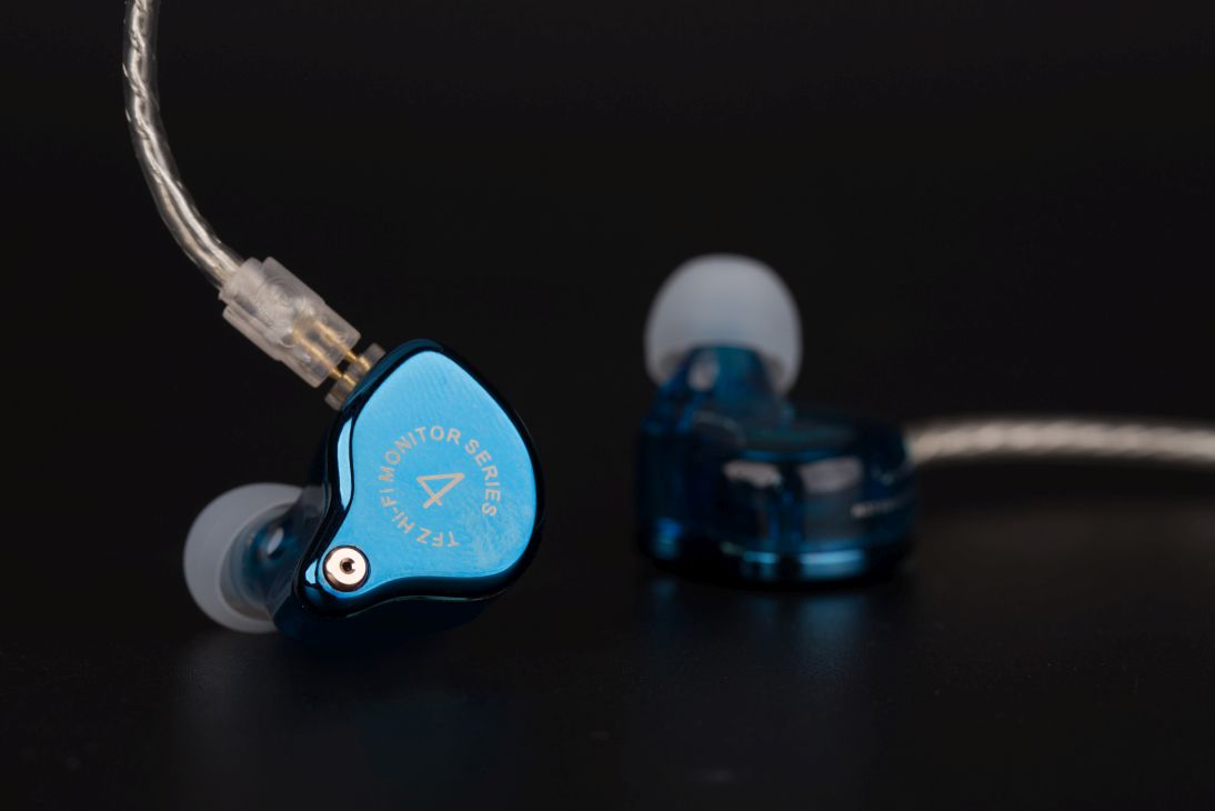 ขายหูฟัง TFZ Series 4 หูฟังแบบไดรเวอร์ Graphene 12mm เสียงร้องหวานขึ้น