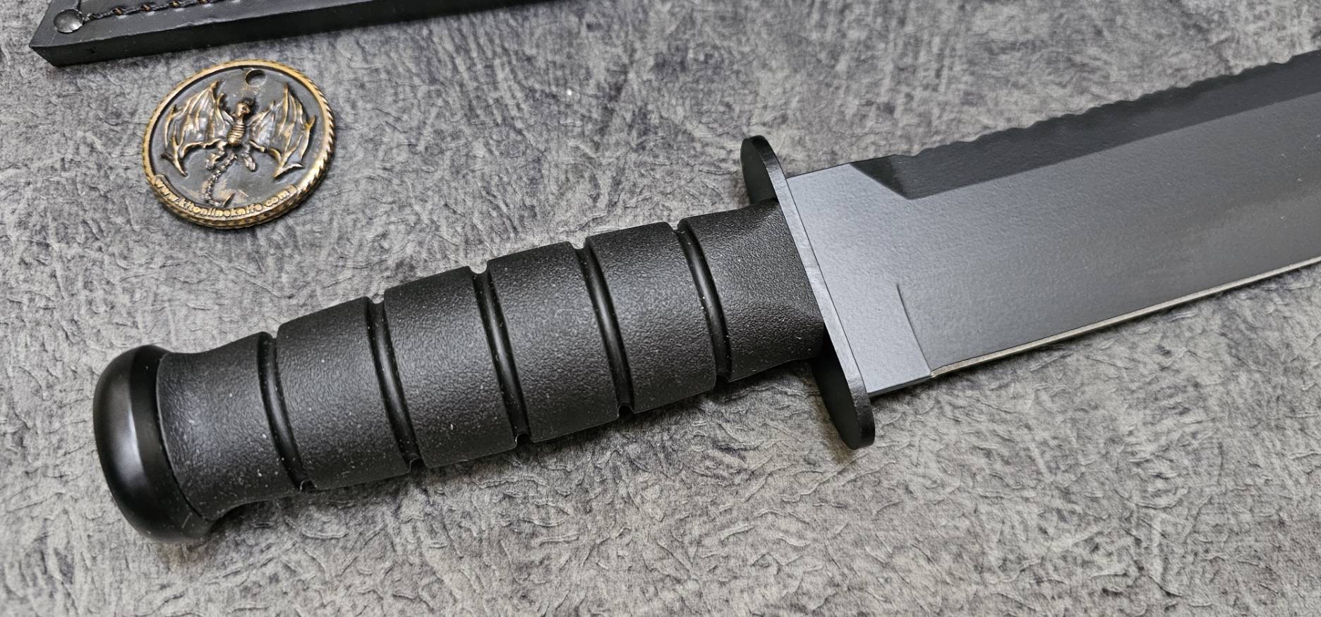 Ka-Bar Bowie Big Brother Fixed Blade Knife Kraton Serr Top (9.37" Black)