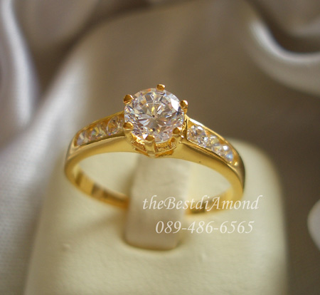 RL019+++แหวนชูผสมแหวนแถว ขนาดกลาง+++ เรียบๆ แต่หรูหรา อยุ่ได้นานไม่มีout เหมือนจริงสุดๆๆเพชรแวววาวมาก ใส่แล้วขับให้นิ้วเรียวสุด ไม่ควรพลาดนะคะ