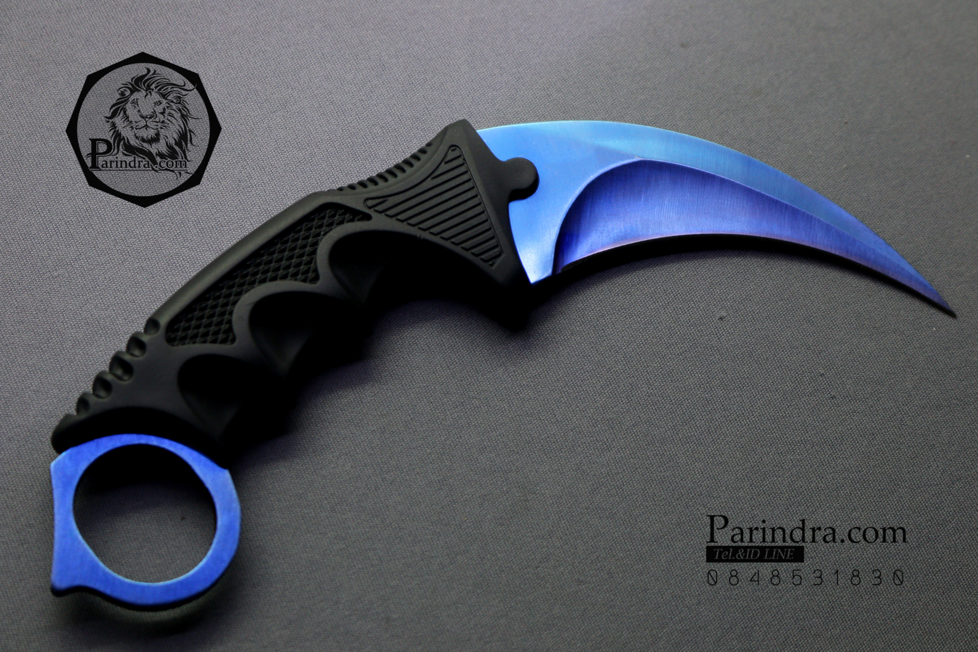 มีดคารัมบิต (Karambit) ใบสีน้ำเงิน