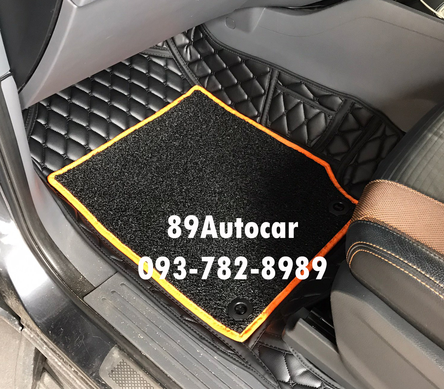 โรงงานพรมรถ พรม7D ปูพื้น Ford Ranger 4 ประตู 2015-2021 สีดำล้วน + ไวนิลสีดำขอบส้ม เข้ารูป