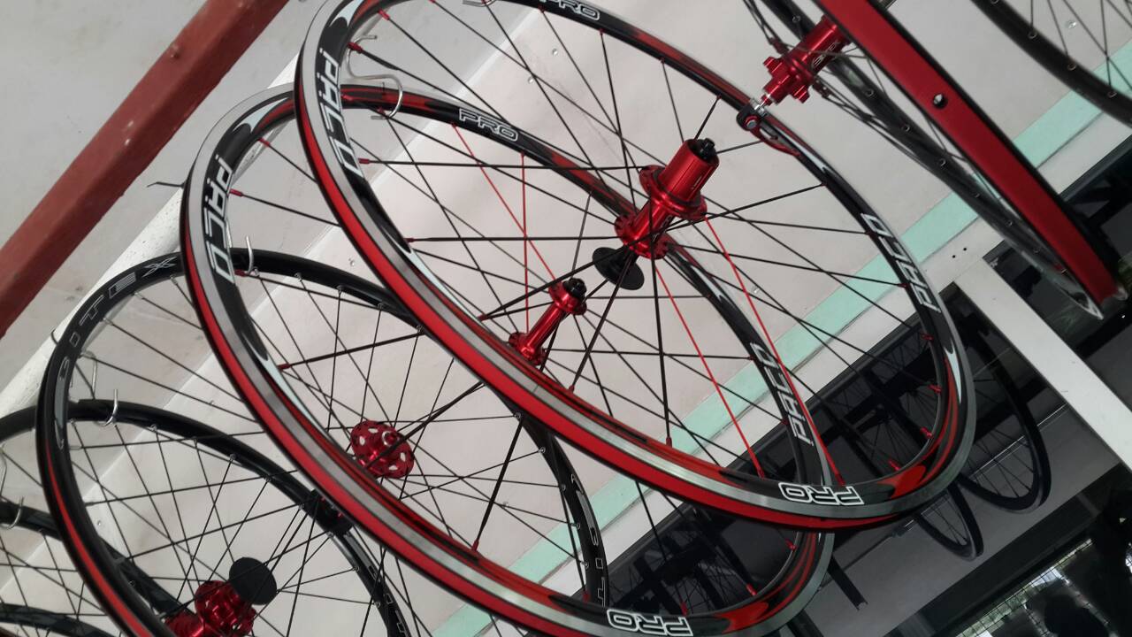 ชุดล้อเสือหมอบ PACO รุ่น WR700 PRO (700C ) 2016