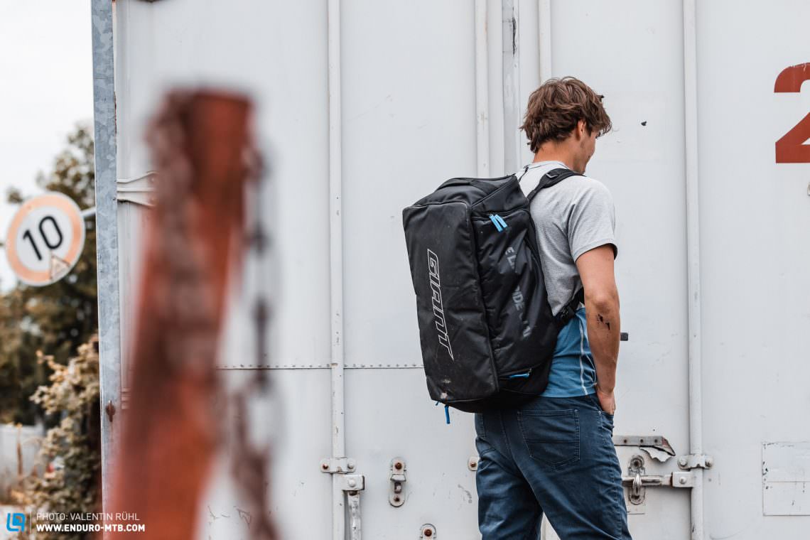 กระเป๋าเป้ GIANT SHADOW GEAR BAGS 35 ลิตร