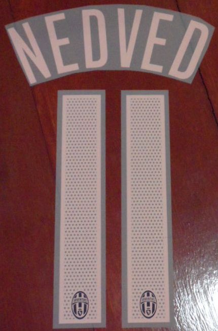 ชุดชื่อและเบอร์ติดเสื้อฟุตบอล #11 เนดเวด สโมสรยูเวนตุส (ชุดเยือน 2004/05) PLAYER SIZE ใหม่ / #11 NEDVED JUVENTUS Football Club (Away 2004/05) PLAYER SIZE Name and Number Set NEW