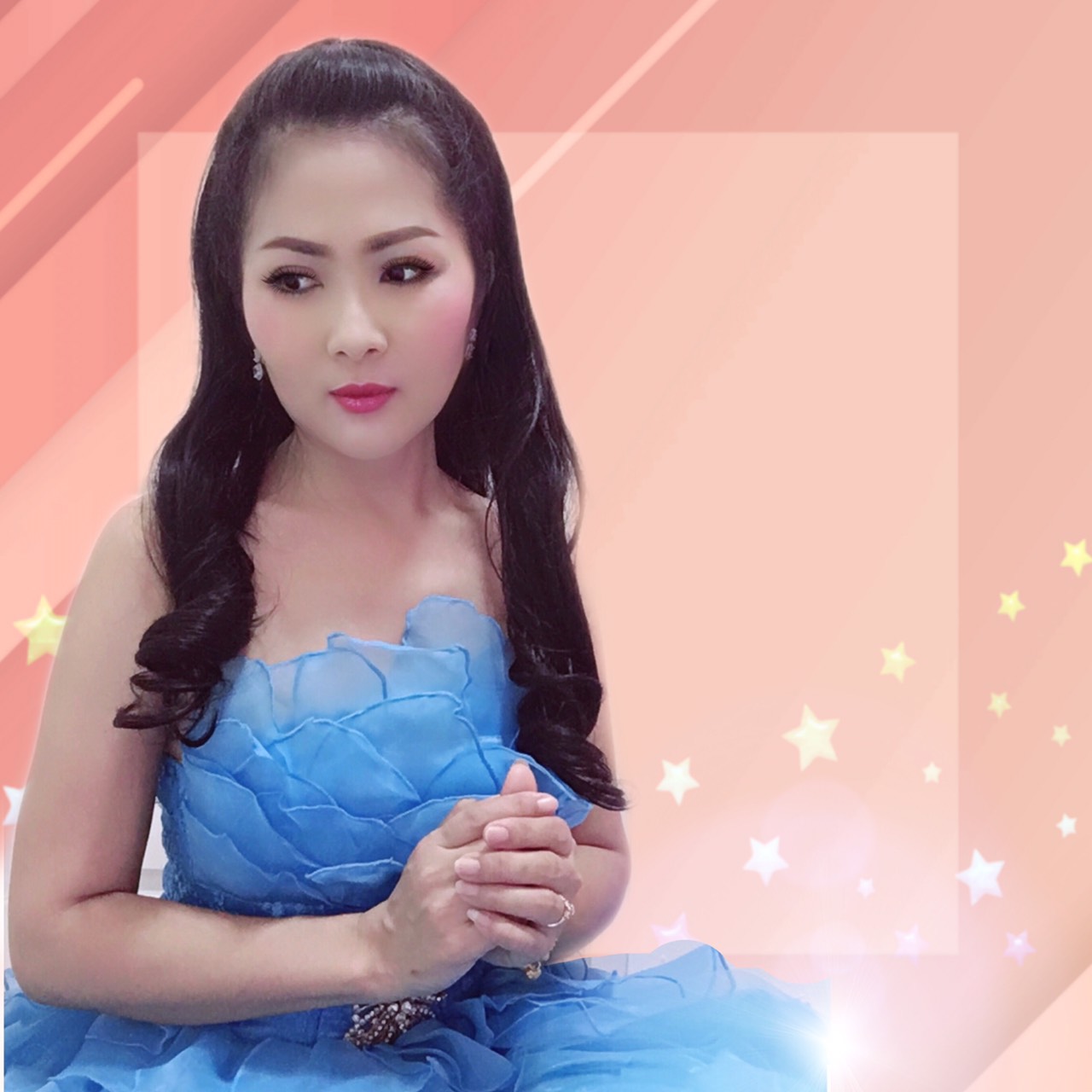 พร้อมเช่า ชุดแฟนซี ชุดราตรียาว สีฟ้า เกาะอก แต่งระบาย กระโปรงพองสวย ซิปหลัง