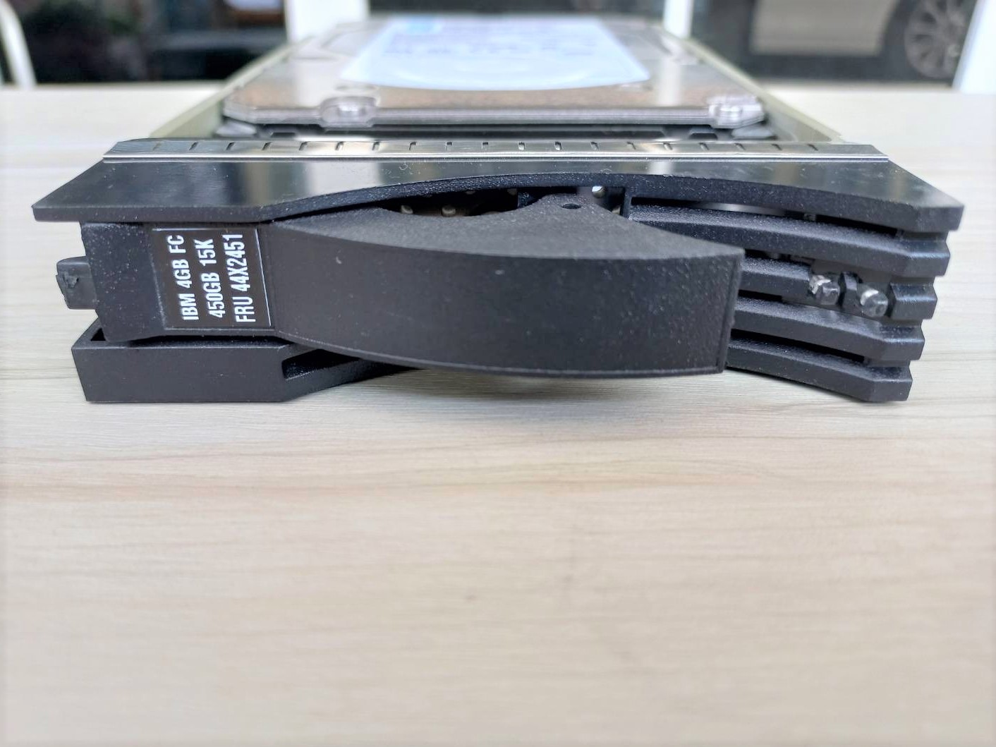 44X2495 IBM 4Gbps FC, 450 GB15K E-DDM. Refurbished; Warranty 12 Months.Shipping is included.