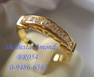 +++ แหวนแถวดูดีคะ มีลายฉลุด้านหน้า-ด้านหลัง สวยงามมากคะ งานดีมีดีไซน์คะ รหัส BR054+++