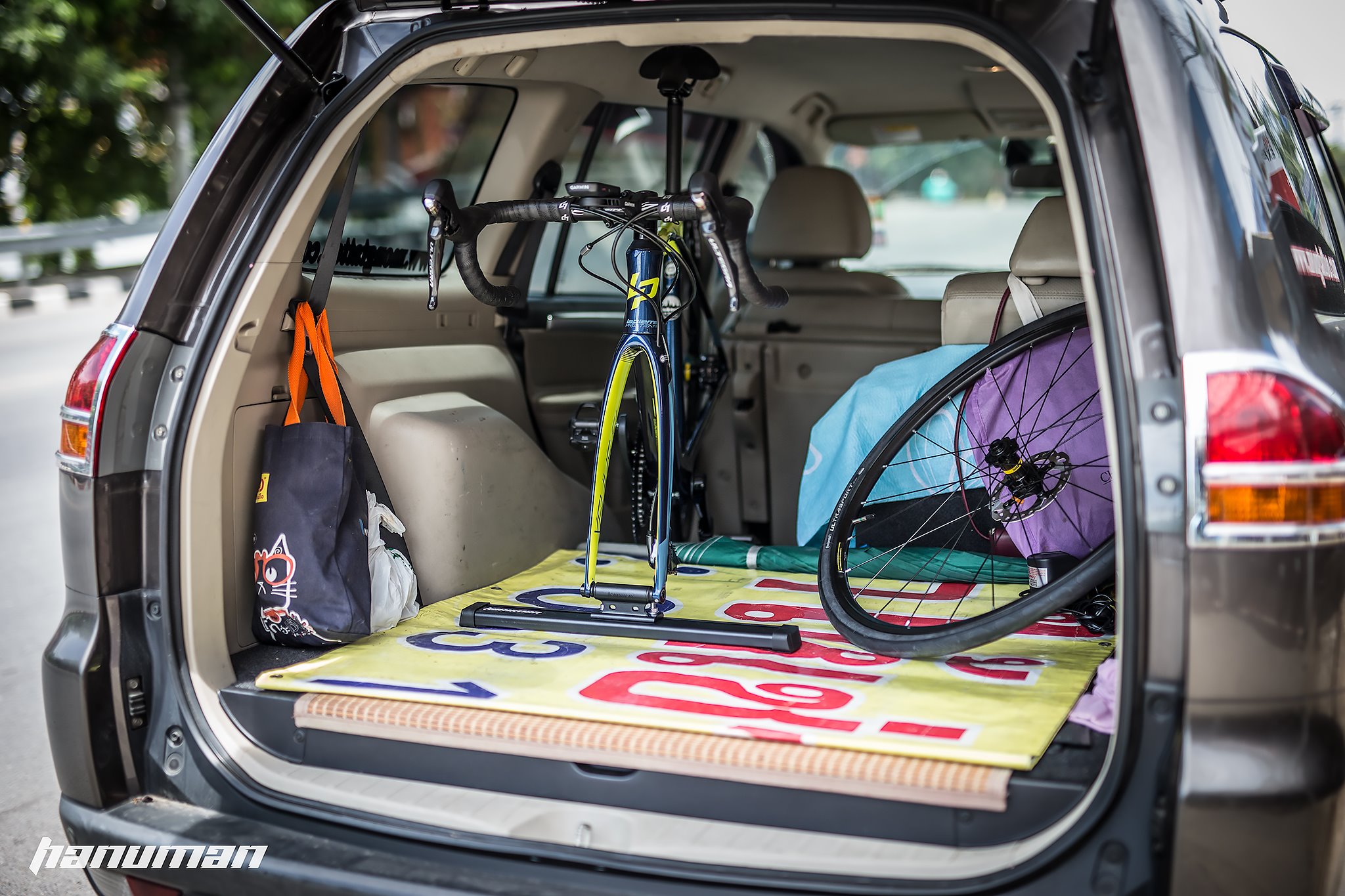 แร็คบรรทุกจักรยาน Hanuman RACK H1 50cm, Car Bike Rack สำหรับวางจักรยานในรถยนต์ ได้ 1 คัน