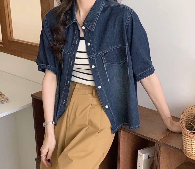 เสื้อ/เสื้อคลุมยีนส์แต่งกระเป๋าหลอก