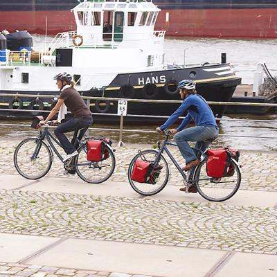 กระเป๋าหลัง ORTLIEB Back-Roller City Panier Bags (Pair) มีสีดำ, แดง และ ขาว