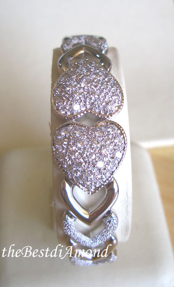 CL004RD===เลทข้อมือหัวใจคู่===เริ่ดหรู ทันสมัย ไฮโซมากๆๆ เหมือนจริงสุดๆ งานสวยมาก ฝังแบบจิกไข่ปลา แพรวพราวมากๆ ไม่ควรพลาดนะคะ