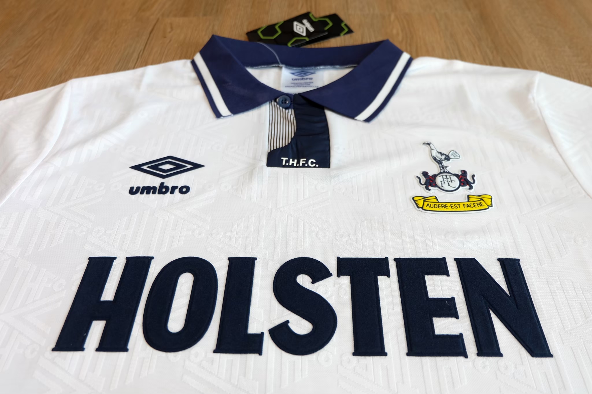 Tottenham Hotspur 1993/94 Home Umbro Retro เสื้อบอลย้อนยุคสเปอร์ เสื้อบอลย้อนยุคท็อตแนม ฮ็อทสเปอร์