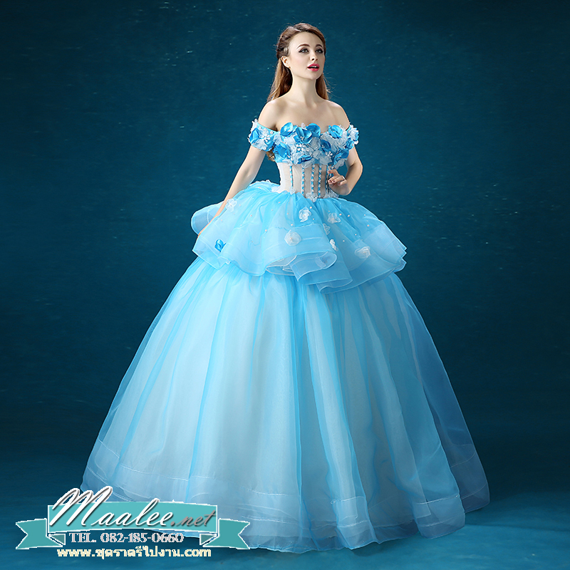 พร้อมเช่า ชุดแฟนซี ชุดราตรียาว สีฟ้า-ขาว แบบไหล่ปาด กระโปรงผ้าแก้วพองสวย แต่งดอก&ลูกปัด เชือกผูกหลัง