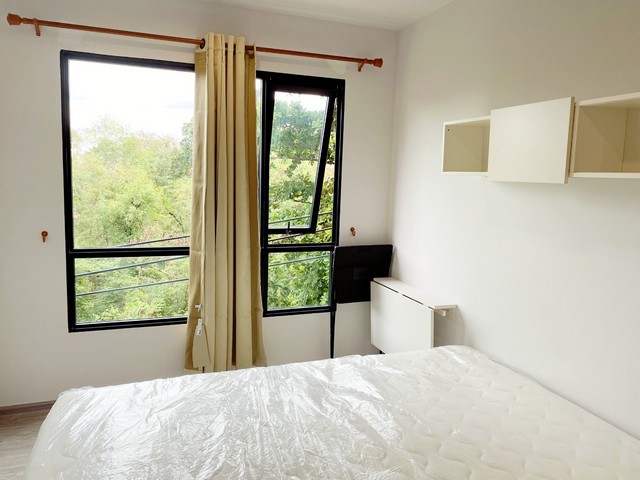 ให้เช่าคอนโด รีช พหลโยธิน 52 ชั้น 4 ห้อง 30 ตรม.ห้องมุม ตกแต่งใหม่ ใกล้ BTS สะพานใหม่