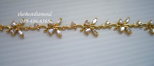 BC001+++สร้อยข้อมือbeautiful lover+++เหมือนรูปดอกไม้เลื้อยหรือ ดูเป็นรูปผึ้งก็ได้ค่ะ ผสมผสานระหว่างเพชรหยดน้ำกับเพชรมาคี วางรูปแบบได้สวยงาม อ่อนช้อย