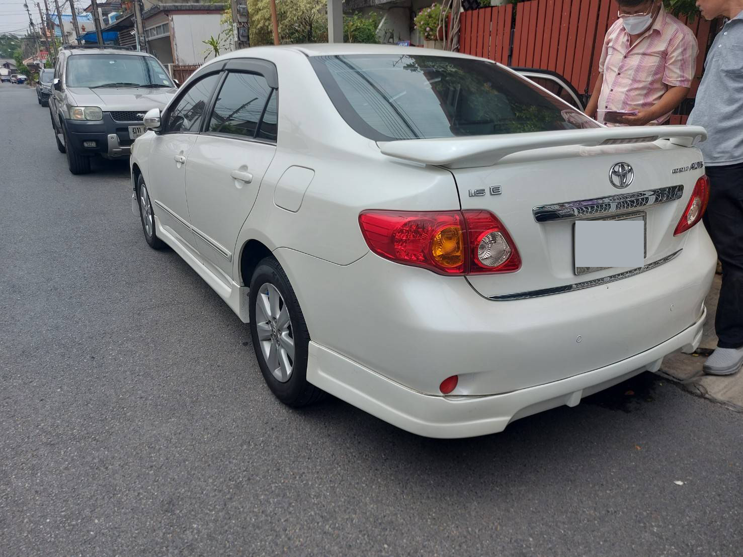 พรมในรถยนต์ Toyota Altis 2008 พรมVVIPด้ายคู่ สีเทาด้ายเทา