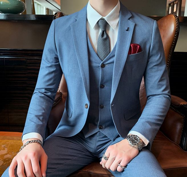 Pre-order ชุดสูทชาย เนื้อผ้าฟูเด้ง สีดำ (พร้อมเสื้อกั๊ก)