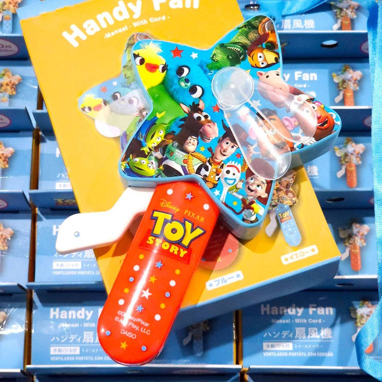 Handy Fan พัดลมมือถือ น่ารักมุมิ จะเด็กหรือผู้ใหญ่ใช้ได้ไม่ติด