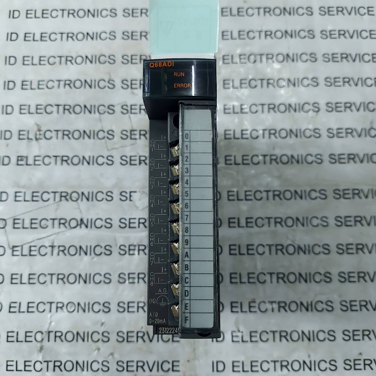 Q68ADI PLC " MITSBISHI "