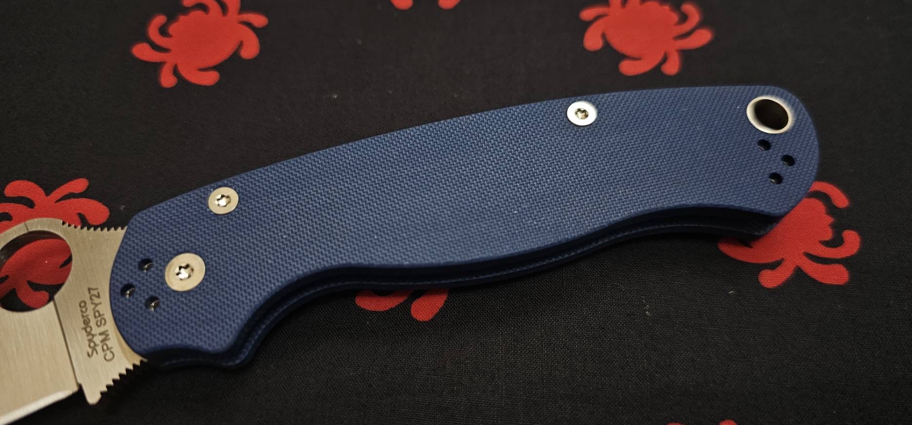 Spyderco Paramilitary SPY27 Compression Lock Knife Cobalt Blue G-10