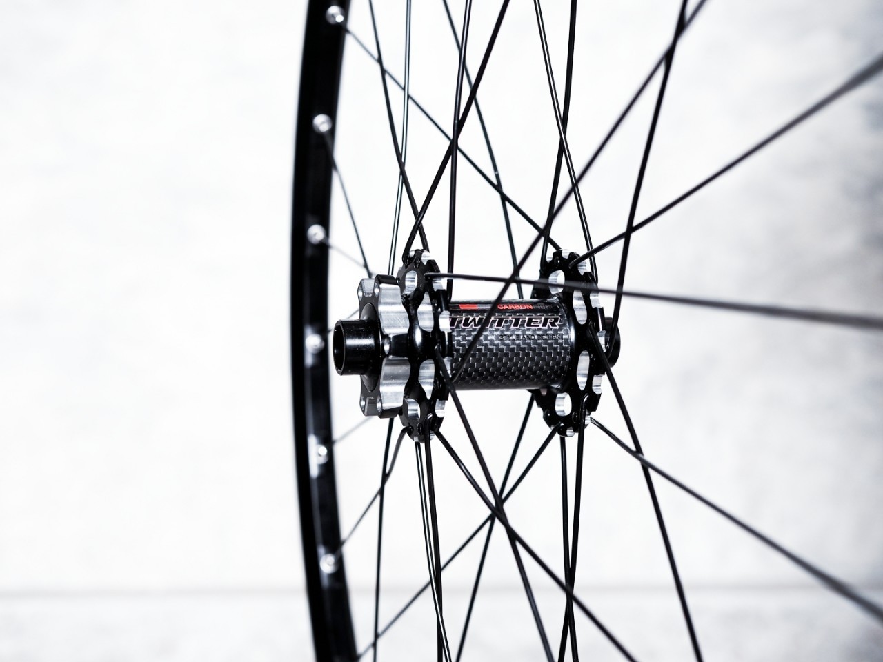 ชุดล้อเสือภูเขา Retrospec Aluminum 26" ดุมคาร์บอน 11spd