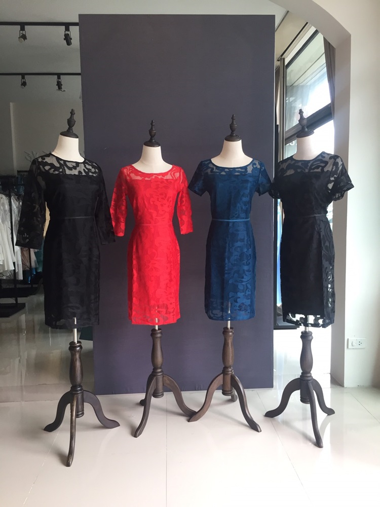 พร้อมส่ง ชุดเดรส/ชุดออกงาน ผ้าเกาหลี ผ้าโปร่งปักแขนยาวลายดอกไม้ สีดำ (ซิปหลัง) L ,4XL