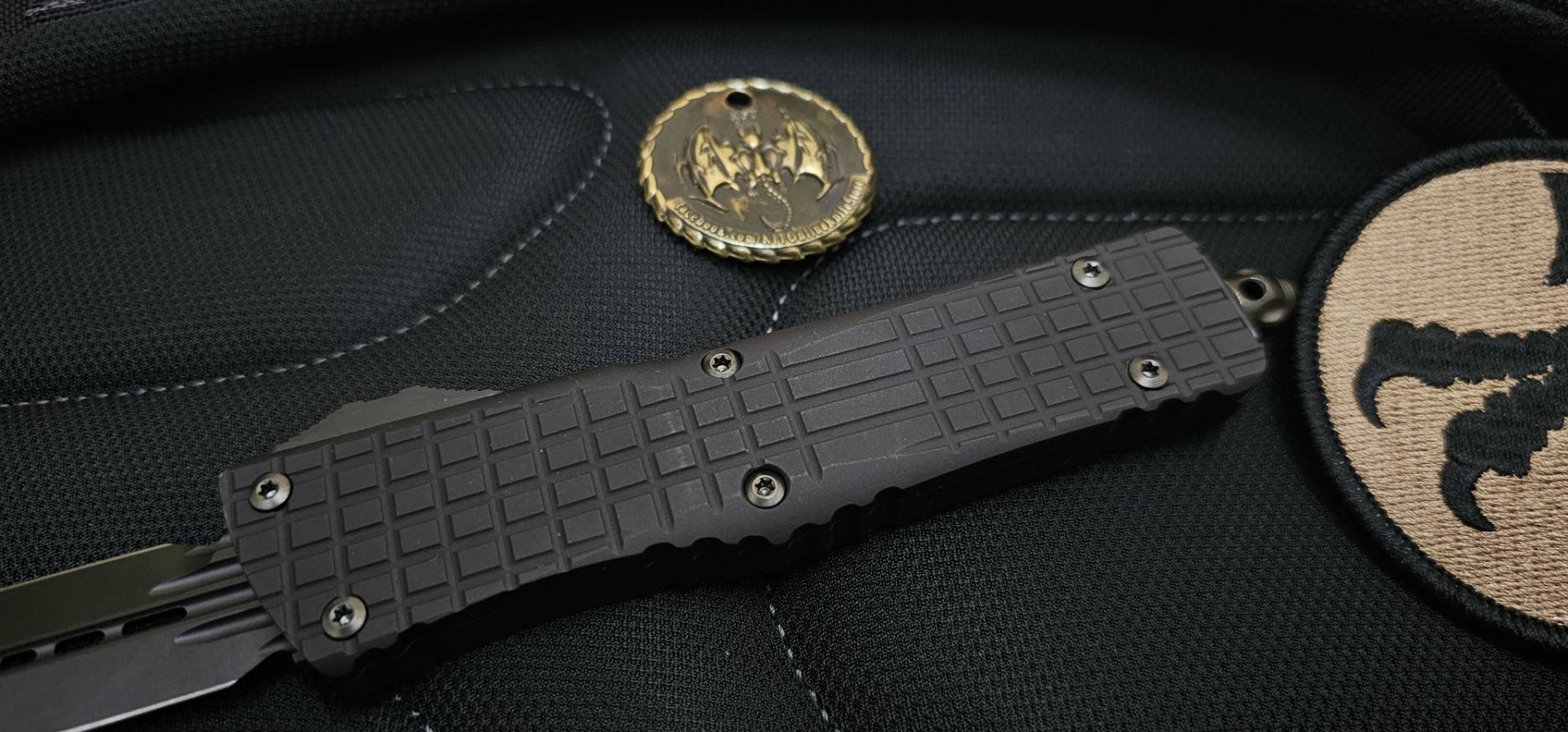 Microtech Combat Troodon D/E Shadow - Black Handle - Black Blade