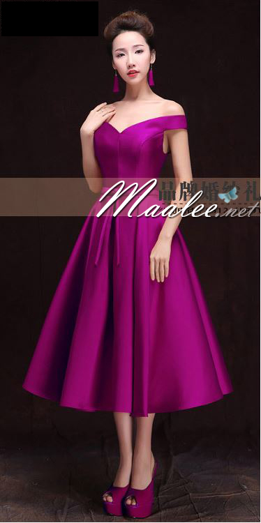 พร้อมส่ง ชุดราตรีสั้น แบบไหล่ปาด อกSweet Heart สไตล์วินเทจผ้าไหมดัชเชส กระโปรงทรงA 5ส่วน แต่งโบว์ ช่วงเอว สีม่วง (เชือกผูกหลัง)