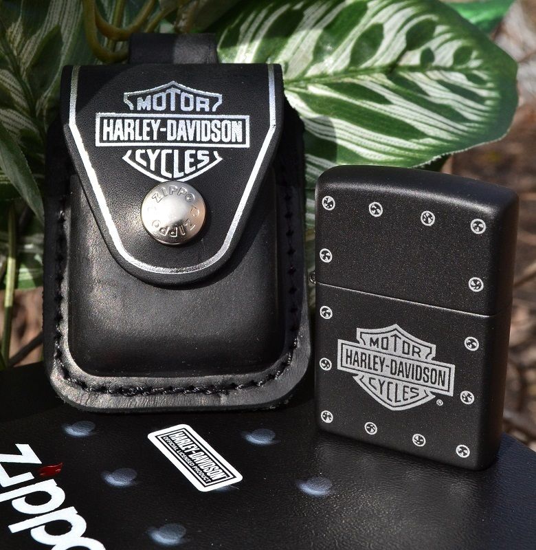 กระเป่าหนังใส่ไฟแช็ค Zippo แท้ - Genuine Zippo HDPBK, Harley Davidson Black Leather Lighter Pouch แบบห่วงเหน็บเข็มขัด