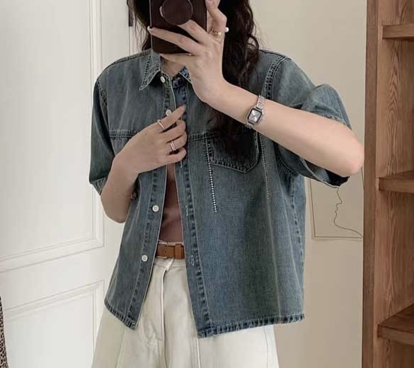 เสื้อ/เสื้อคลุมยีนส์แต่งกระเป๋าหลอก