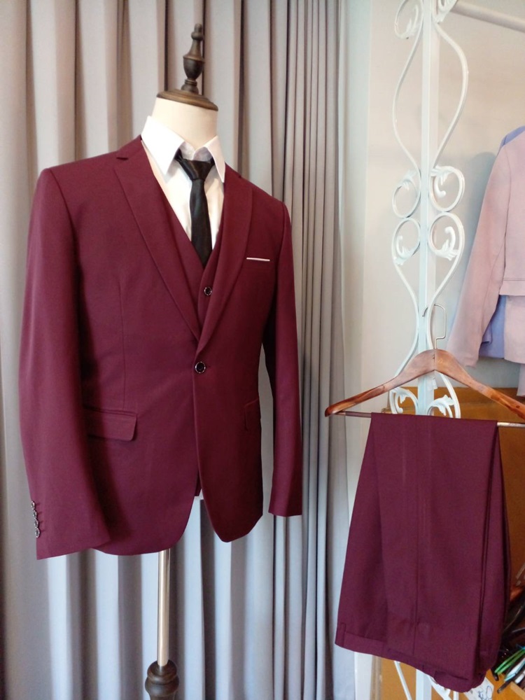 ตัด-ซื้อ ชุดสูทชาย สูทสีแดง Burgundy