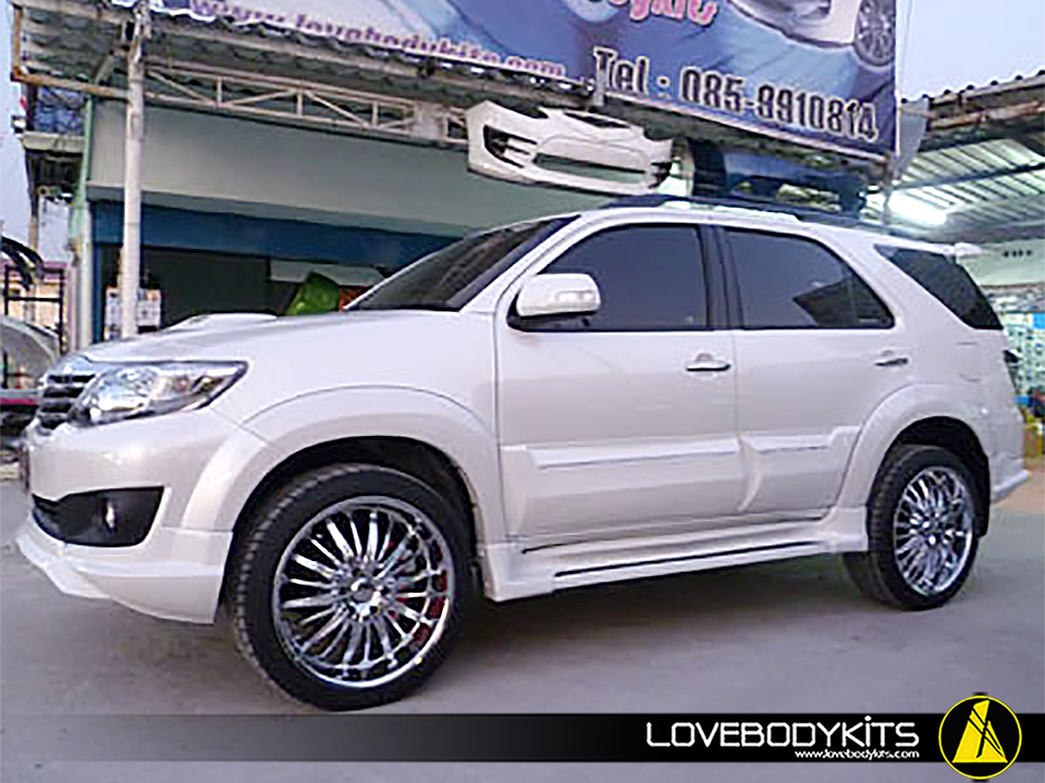 กาบข้างประตู A-1 : FORTUNER 2005-2011