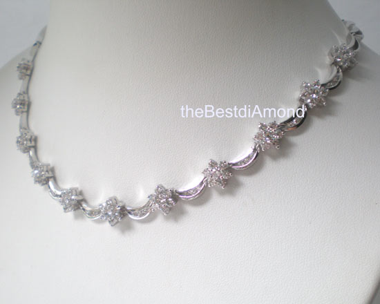 สินค้าหมด==NL016RDสร้อย11 flowers ดีไซน์สวยสุดๆ หรูหรามากๆ งานเรียบร้อยมาก ดอกไม้ 11 ดอก เรียงกันไป รับรองใส่ออกงานเด่นไม่แพ้ใคร ใส่ติดคอเลย เพชรวิ๊งๆ