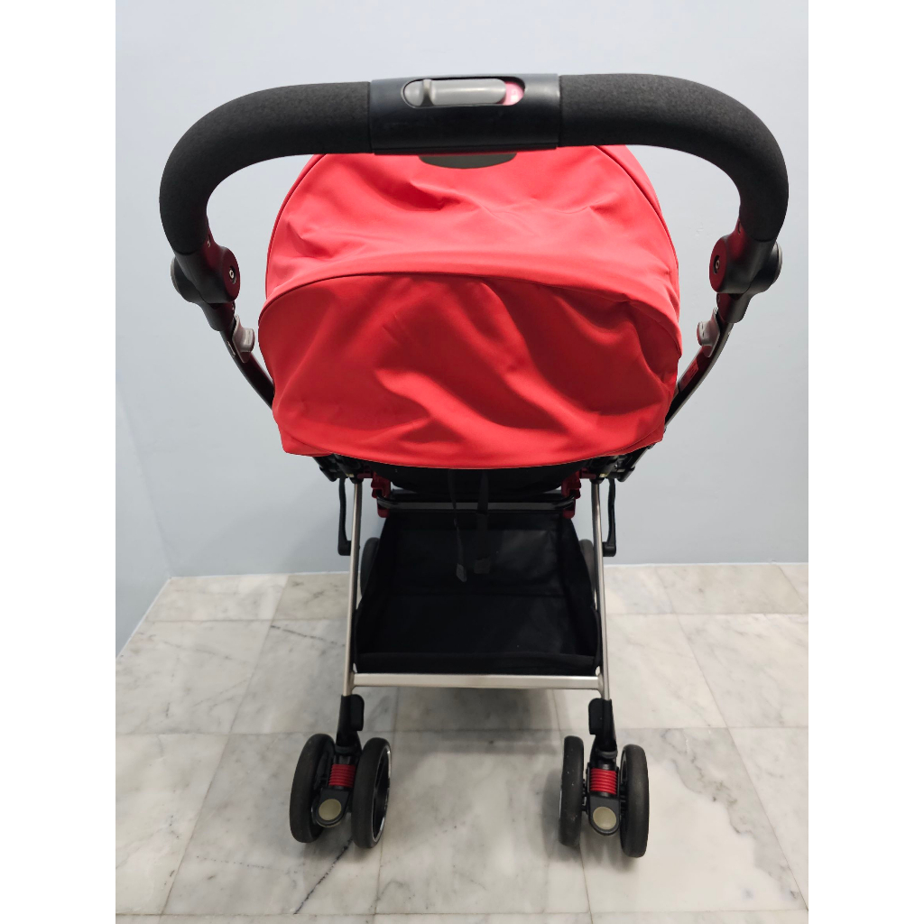 APRICA OPTIA สีแดง สภาพสวย