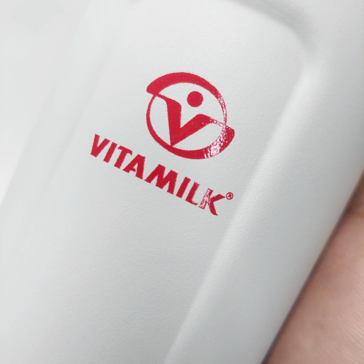 สกรีนโลโก้แก้วน้ำ vitamilk