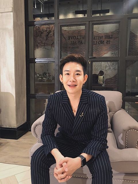 พร้อมเช่า ชุดสูทชาย สีกรมท่าลายทางเล็ก ** พร้อมเช่าไซส์ L , XL **